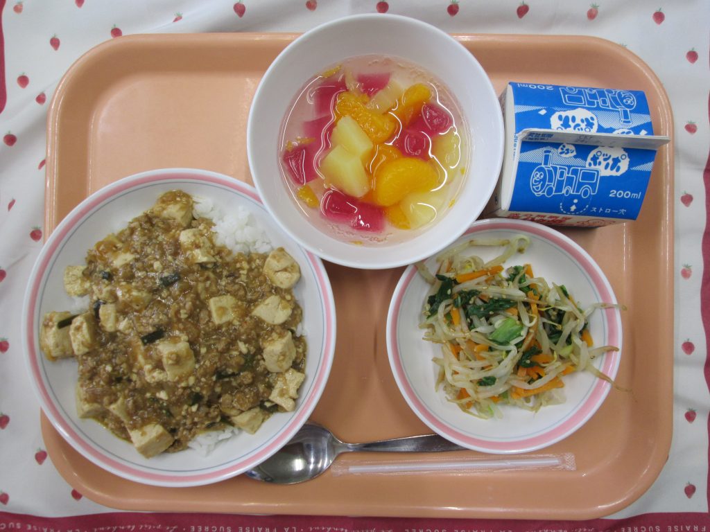 ２学期の給食がスタートしました。