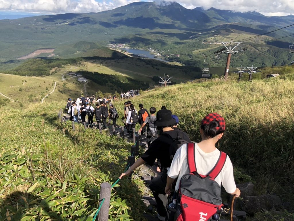 山の移動教室「車山から蝶々深山へ」